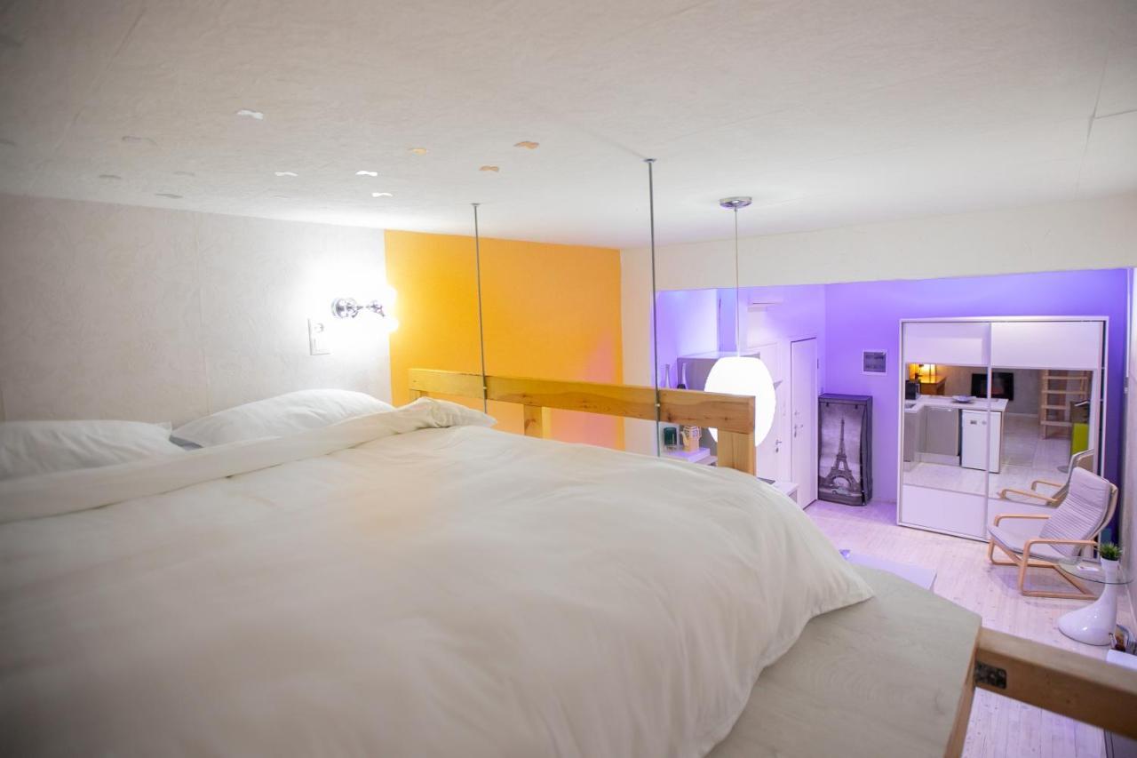 Apartament Orange And Blue Studio Downtown 5 Min From White Tower Saloniki Zewnętrze zdjęcie