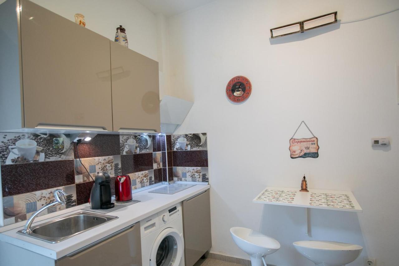 Apartament Orange And Blue Studio Downtown 5 Min From White Tower Saloniki Zewnętrze zdjęcie