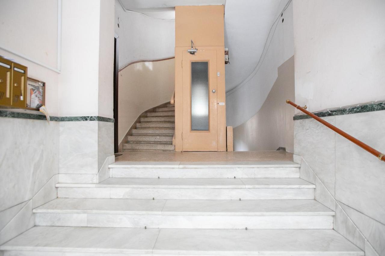 Apartament Orange And Blue Studio Downtown 5 Min From White Tower Saloniki Zewnętrze zdjęcie